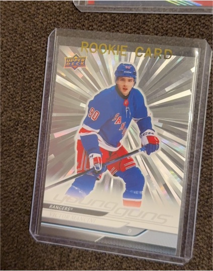 2007 Upper Deck Young Guns #90 Victor Manzan — front