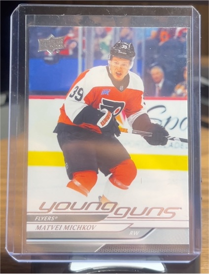 2022 Upper Deck Young Guns #39 Matvei Michkov — front
