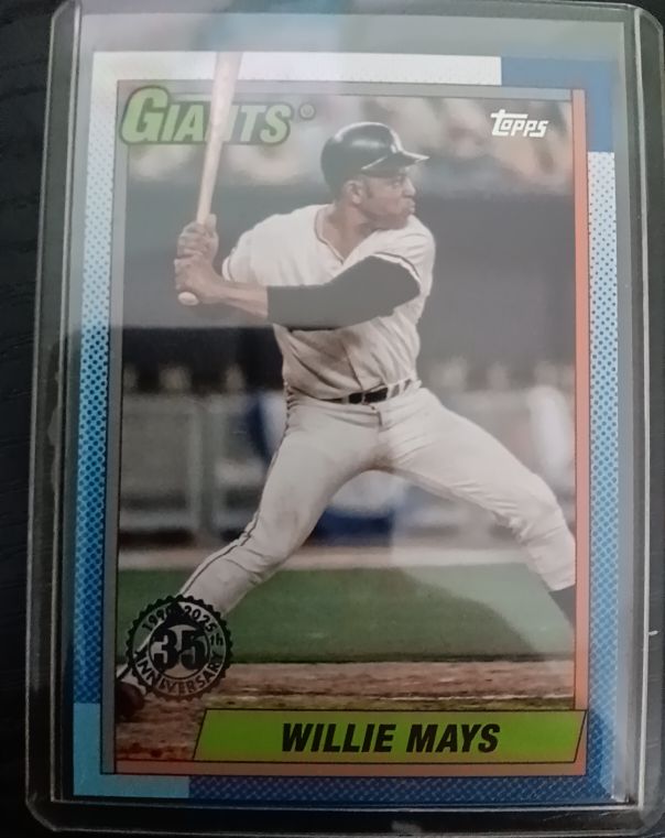 2022 Topps #35 Willie Mays — front