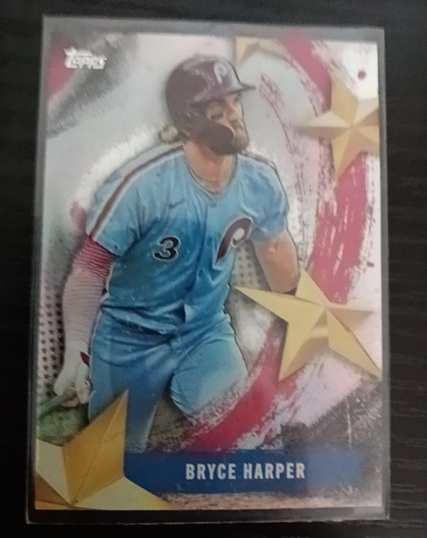 2023 Topps #3 Bryce Harper — front