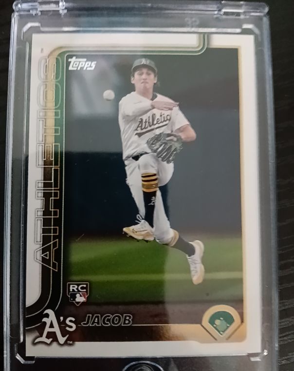 2023 Topps #32 Jacob Oakland Athletics — front