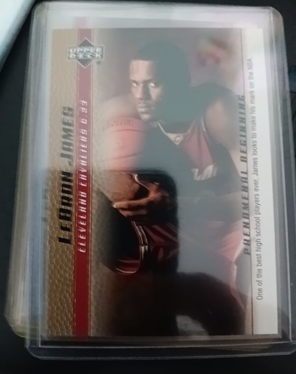 2003 Upper Deck #23 LeBron James — front