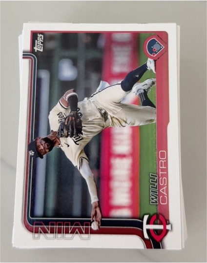 2023 Topps #MIN Willi Castro — front