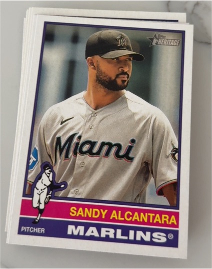 2023 Topps Heritage Sandy Alcantara — front