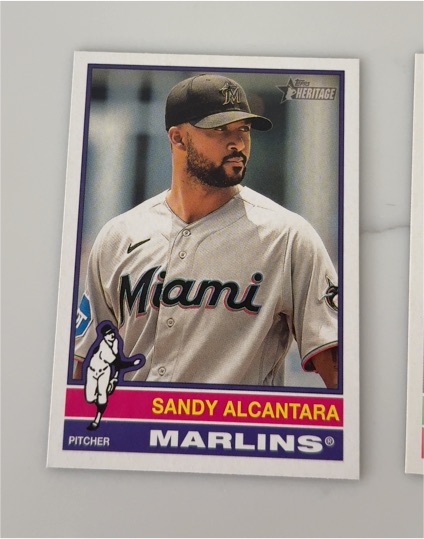 2023 Topps Heritage Sandy Alcantara — front