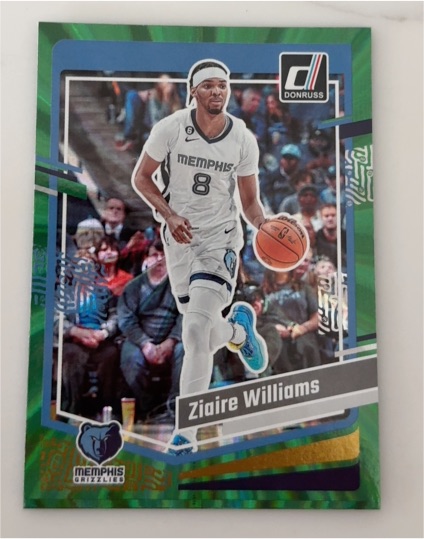 2021 Donruss #8 Ziaire Williams — front