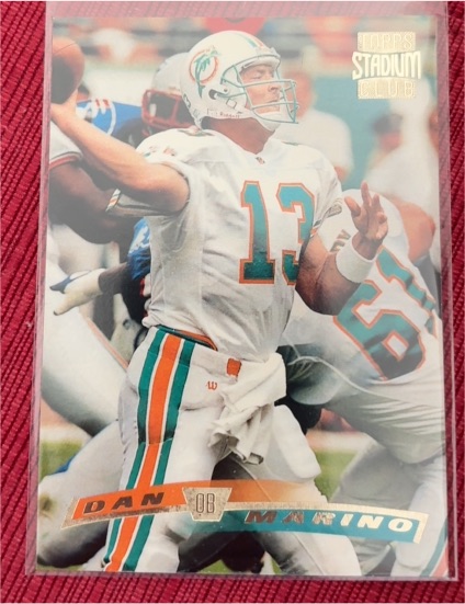 1991 Topps Stadium Club #300 Dan Marino — front