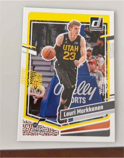 2021 Donruss #123 Lauri Markkanen — front