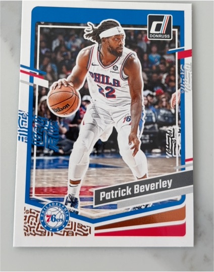 2022 Donruss #32 Patrick Beverley — front