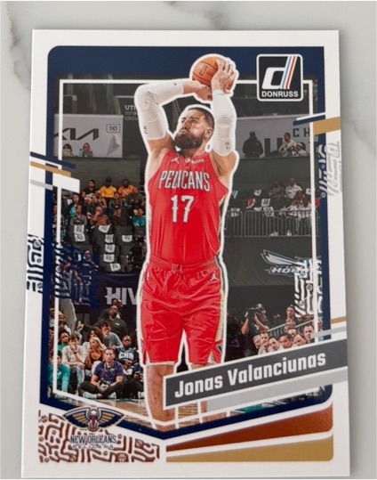 2022 Donruss #17 Jonas Valanciunas — front