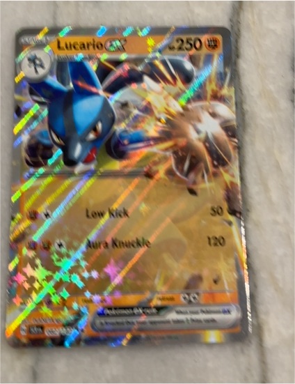 2021 Pokémon #172 Lucario GX — front