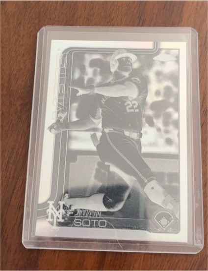 2022 Topps Now #M-22 Juan Soto — front