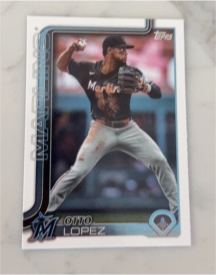 2023 Topps #M-LOPEZ Otto Lopez — front