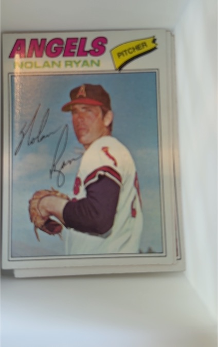 1975 Topps #300 Nolan Ryan — front