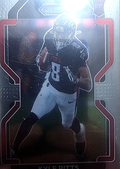 2021 Panini Prizm #8 Kyle Pitts — front