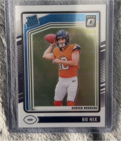 2021 Donruss Optic #10 Bo Nix — front