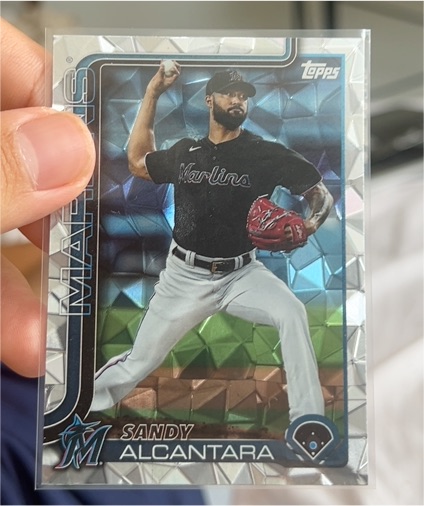 2022 Topps Mafias #MA-1 Sandy Alcantara — front