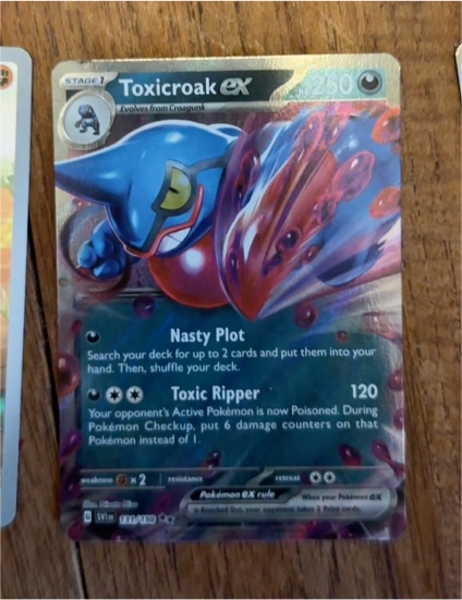 2012 Pokémon Black & White #54 Toxicroak ex — front