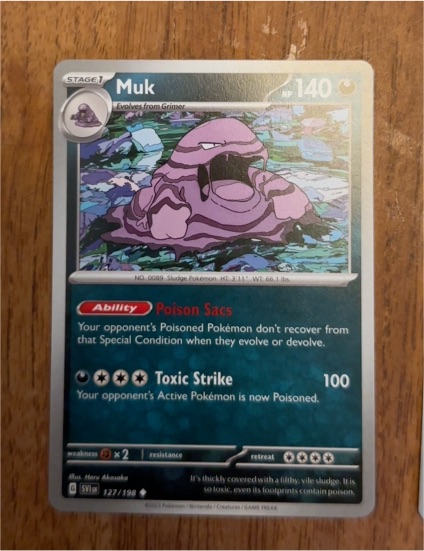 2020 Pokémon Sword & Shield #127 Muk — front