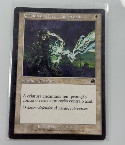 2001 Magic: The Gathering #161 Escudo do Dever e da Razão — front