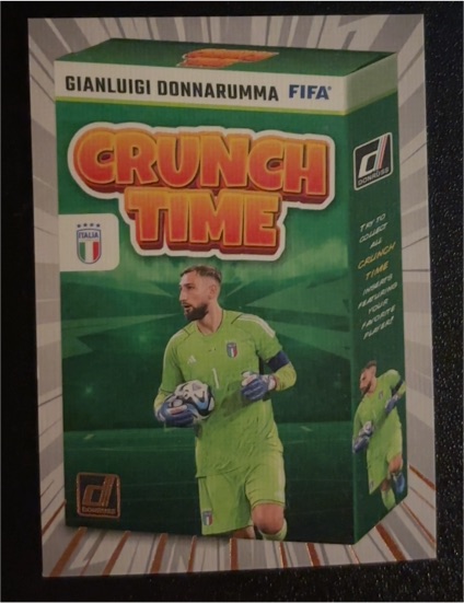 2021 Donruss FIFA Crunch Time Gianluigi Donnarumma — front