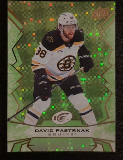 2022 Upper Deck LE #LE-38 David Pastrnak — front