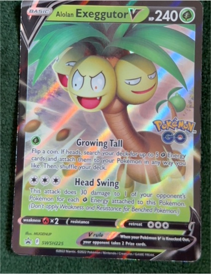 2022 Pokémon TCG SWSH225 Alolan Exeggutor V — front