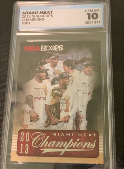 2013 Panini NBA Hoops #301 Miami Heat Champions — front