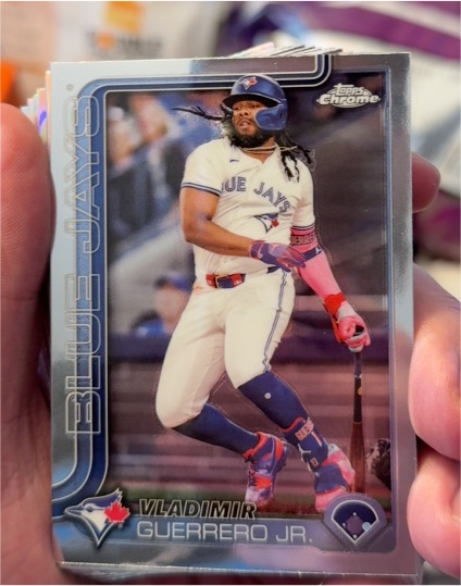 2025 Topps Chrome #163 Vladimir Guerrero Jr. — front