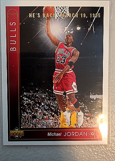1993-94 Upper Deck #23 Michael Jordan — front