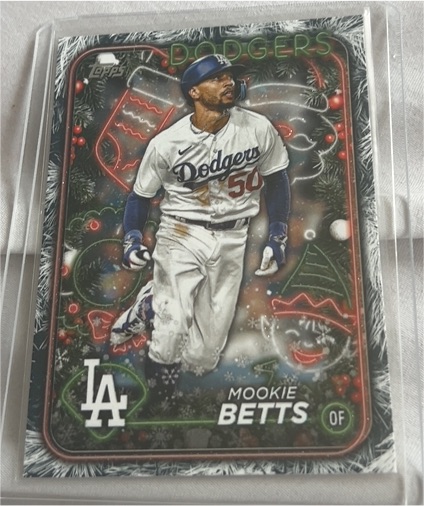 2024 Topps Holiday #H135 Mookie Betts — front