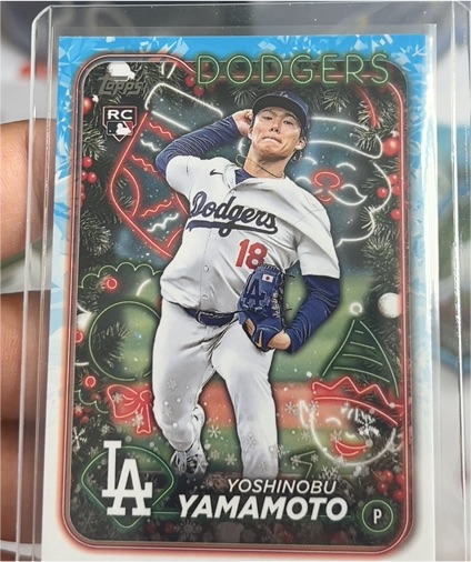 2024 Topps Holiday #H88 Yoshinobu Yamamoto — front