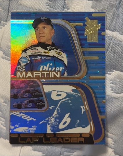 2004 Press Pass VIP Lap Leader #LL1 Mark Martin — front