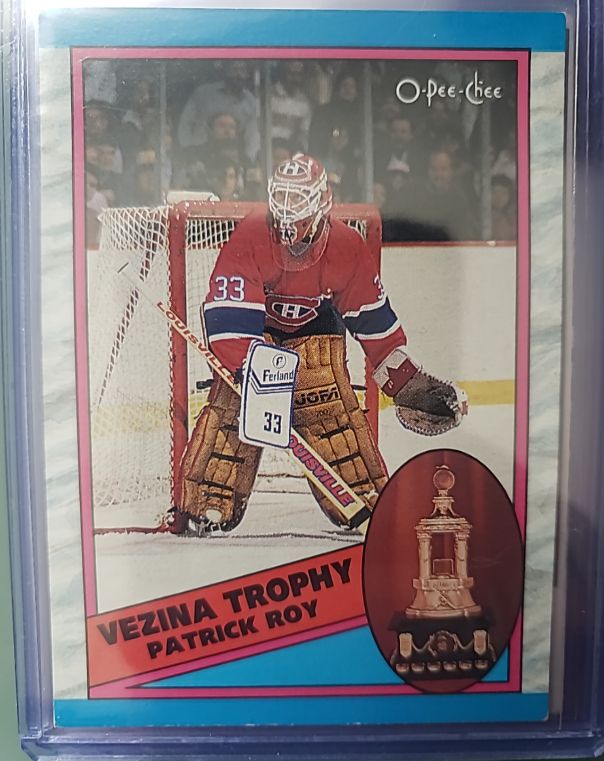 1989-90 O-Pee-Chee #322 Patrick Roy — front