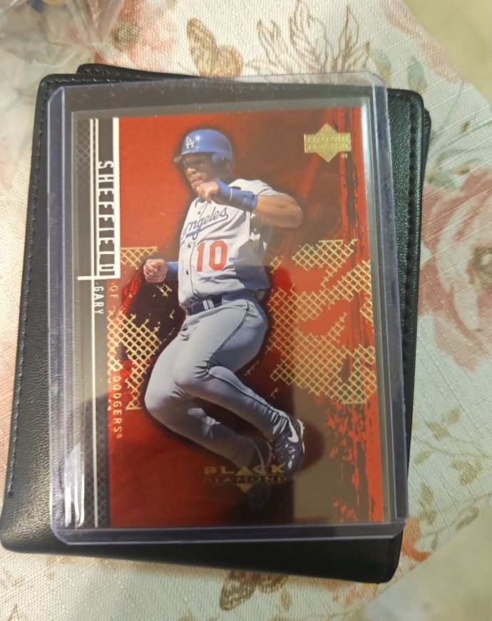2000 Upper Deck Black Diamond Rookie Edition #62 Gary Sheffield — front