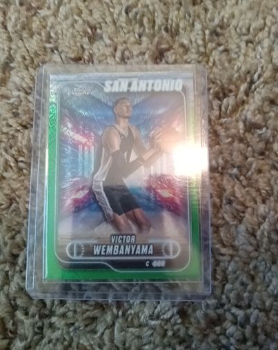 2024-25 Topps Chrome #193 Victor Wembanyama — front