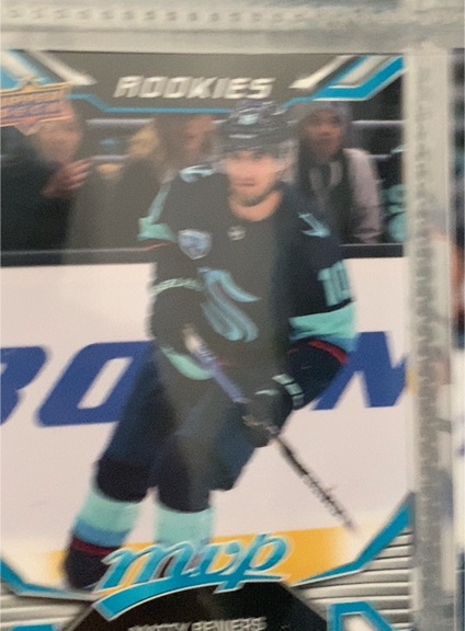 2022-23 Upper Deck MVP #244 Matty Beniers — front
