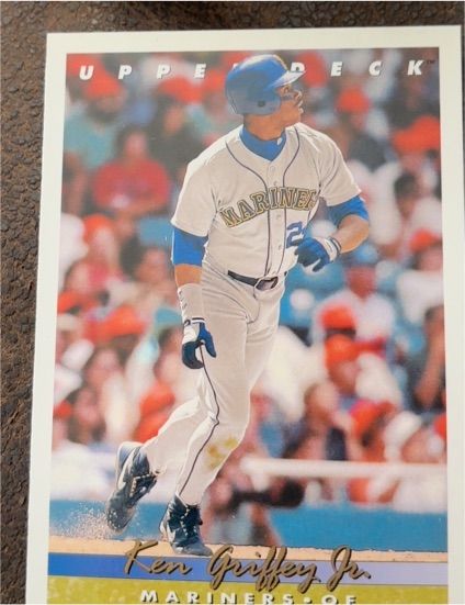 1993 Upper Deck #355 Ken Griffey Jr. — front