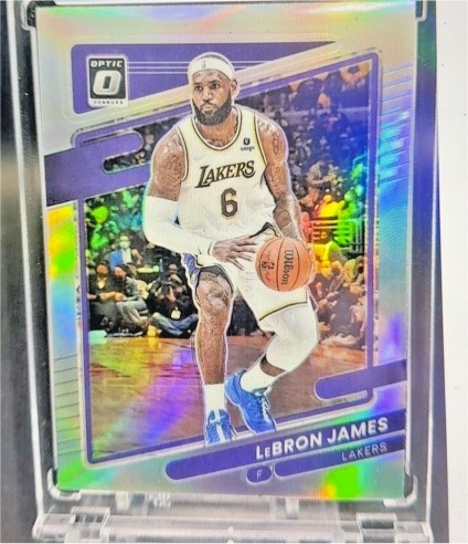 2021-22 Panini Donruss Optic #41 LeBron James — front