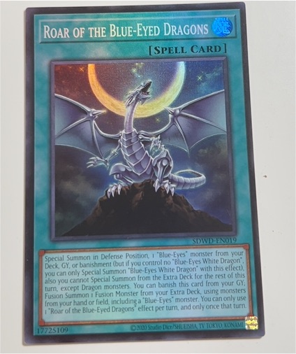 2020 Yu-Gi-Oh! SDWD-EN019 Roar of the Blue-Eyed Dragons — front