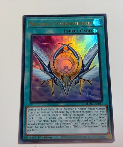 Yugioh Nekroz Divinemirror BLMM-EN027 — front