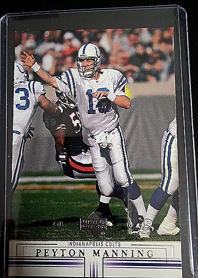 2001 Upper Deck #68 Peyton Manning — front