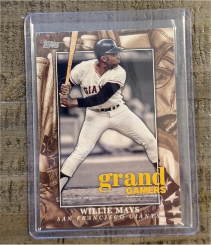 2024 Topps Series 1 Grand Gamers #GOG-3 Willie Mays — front