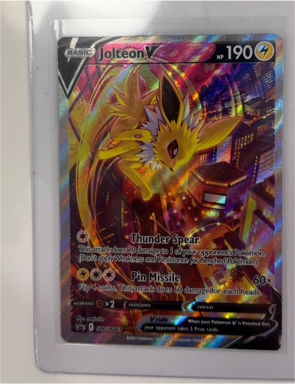 Pokémon TCG Jolteon V SWSH183 Sword & Shield Promo — front