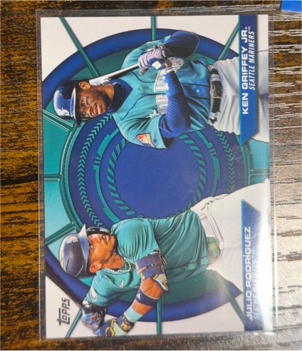 2025 Topps Series 2 Dynamic Duos #DD-19 Julio Rodriguez / Ken Griffey Jr. — front