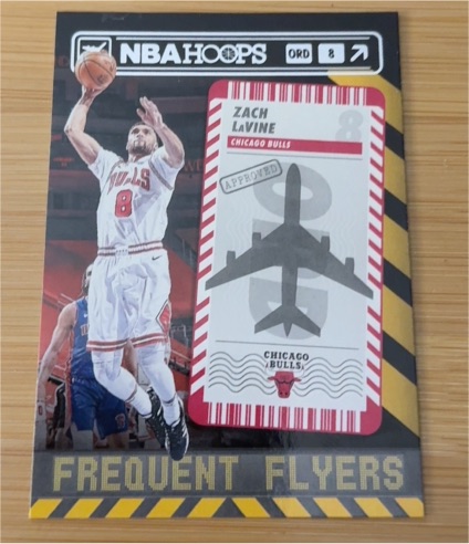 2021-22 Panini NBA Hoops #11 Zach LaVine Frequent Flyers — front