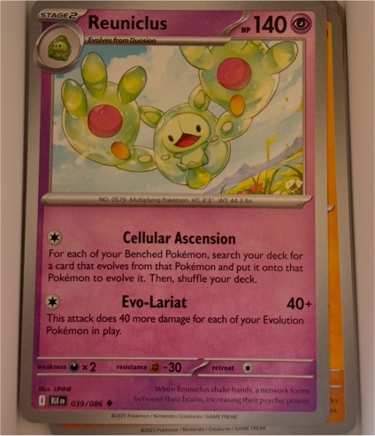 2025 Pokémon TCG Black Bolt #039/086 Reuniclus — front