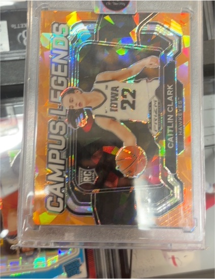 2024 Panini Prizm Draft Picks Campus Legends #5 Caitlin Clark — front
