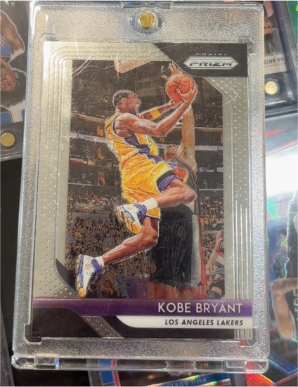 2018-19 Panini Prizm #15 Kobe Bryant — front