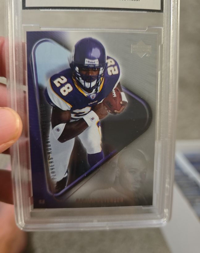 2007 Upper Deck Rookie Premiere #21 Adrian Peterson — front